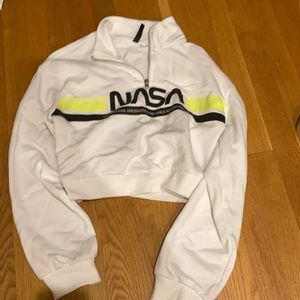 White nasa cropped hoodie!